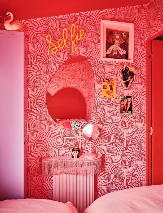 Fun Barbie Inspired, 6 Berth Caravan - Camber Sands Holiday Park, Near The Beach Exterior foto